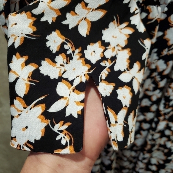 Eloquii Floral Double Slits Long Sleeve Maxi Dress - Picture 8 of 9